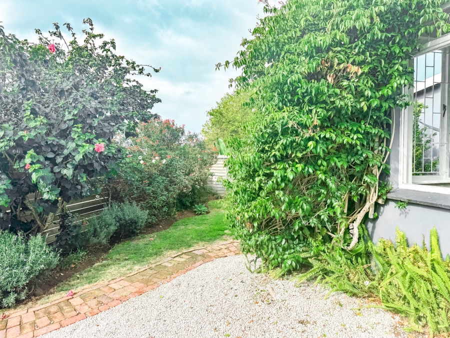 To Let 2 Bedroom Property for Rent in Upper Robberg Western Cape